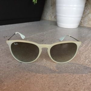 Ray-Ban Women’s Sunglasses